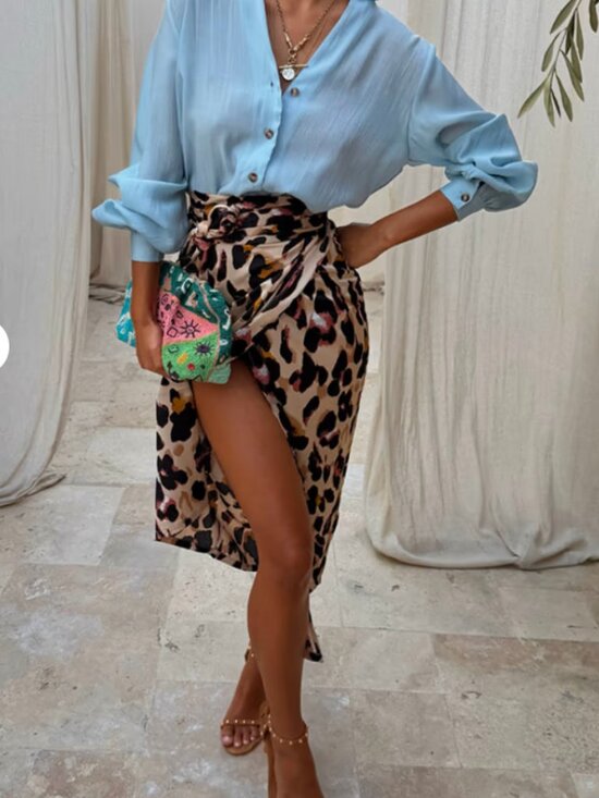 Never Fully Dressed Dresses & Skirts - NEVER FULL DRESSED Wrap Skirt in Leopard Sz L - NWOT